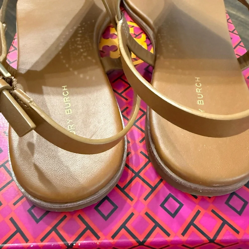 Tory Burch -CAPRI PERF SANDAL GRACE -COCONUT SUGAR- sandal - Picture 7 of 8